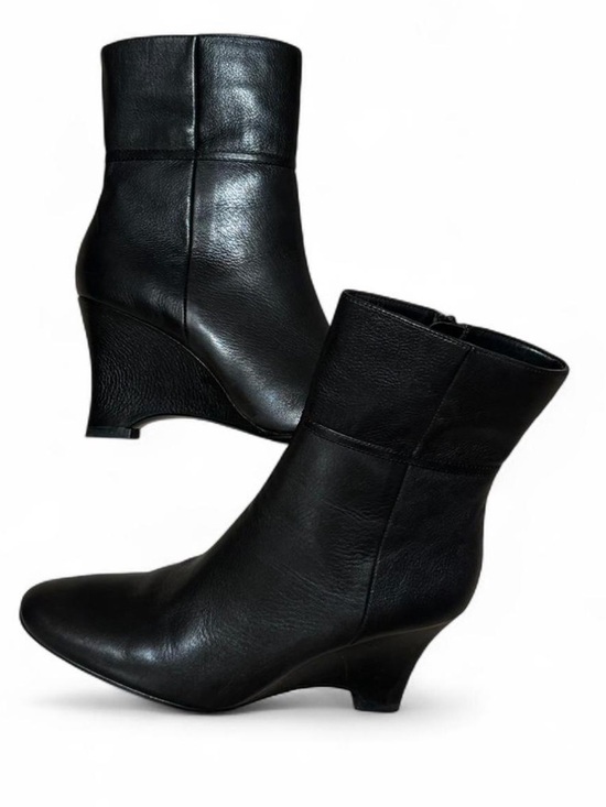 Valerie Stevens Shoes - Valerie Stevens Black Leather Wedge Ankle Boots